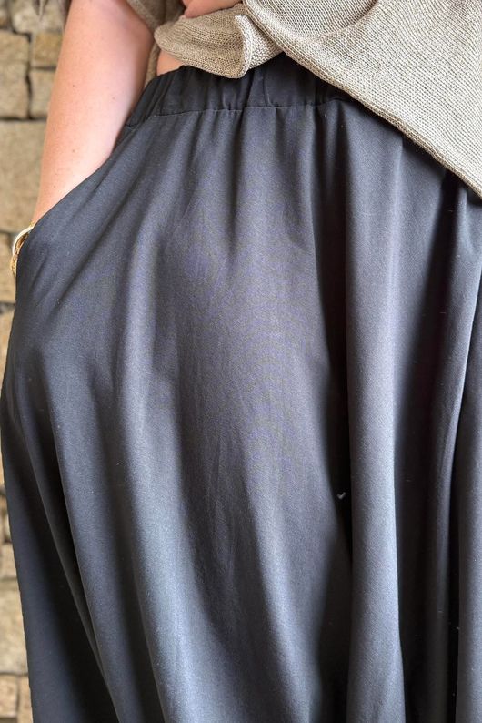 Oscar Asymmetric Hareem Skirt Pant Black